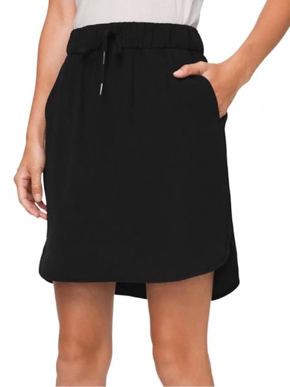 Lululemon On The Fly Skirt Black - Size 12 - excellent condition